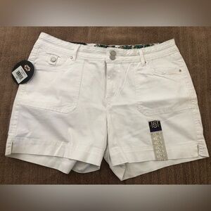 One 5 One White Brushed Twill Shorts, Size 16, NWT